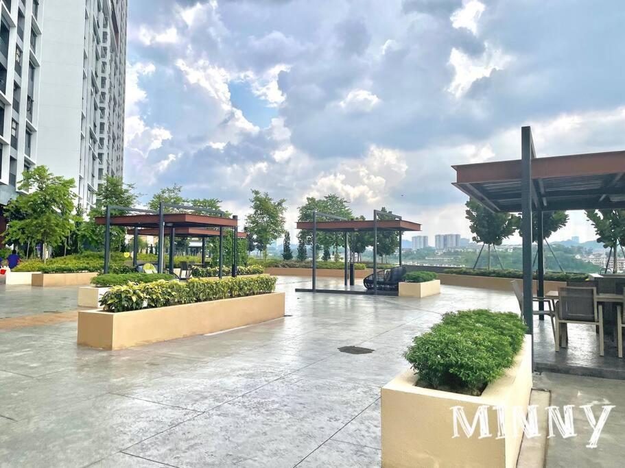 Netizen Near Mrt Couple Balcony Suite #31 Kampong Bukit Dukong Экстерьер фото